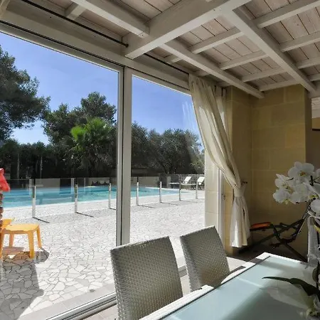 Borgata Marina Sleeps 6 Pool Air Con